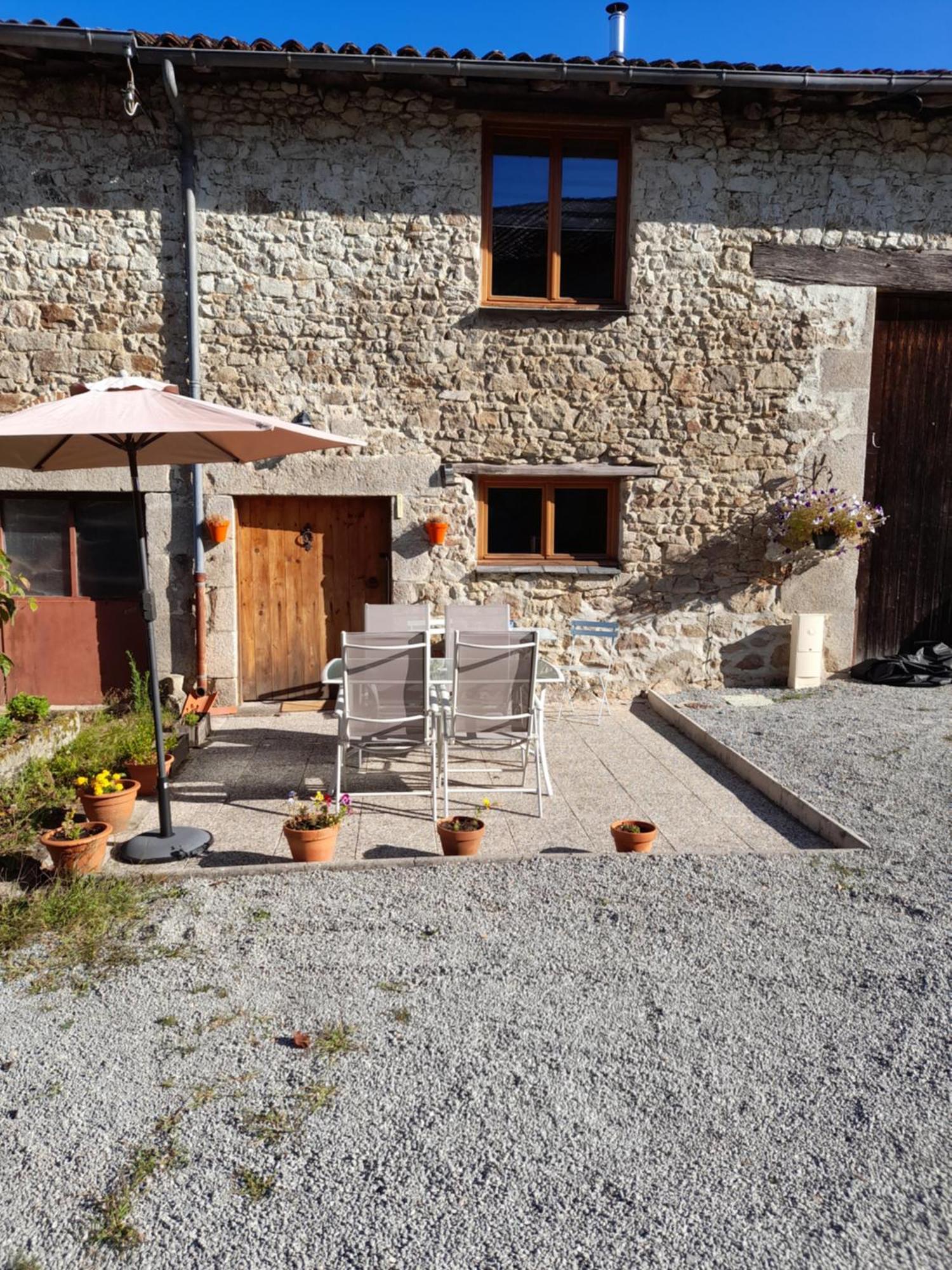View Hébergement de vacances *